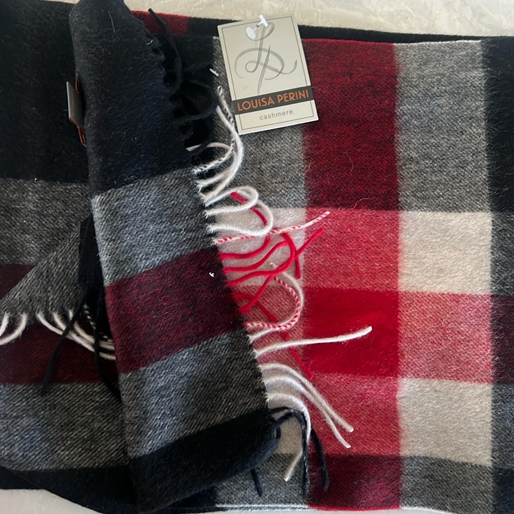 Black, white and red plaid scarf NWT! 100%cashmere